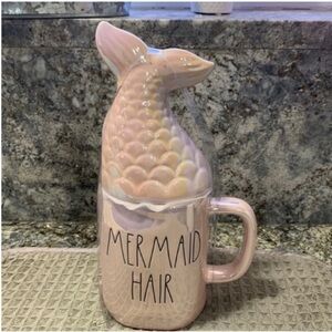 NWT Rae Dunn MERMAID HAIR DON’T CARE Mug with Mermaid Fin Topper